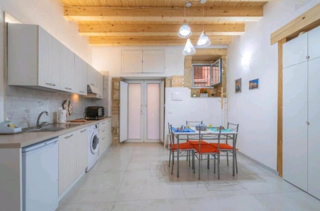 La Casa Dei Candelai Syrakusa Exteriör bild