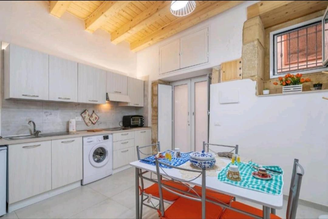 La Casa Dei Candelai Syrakusa Exteriör bild
